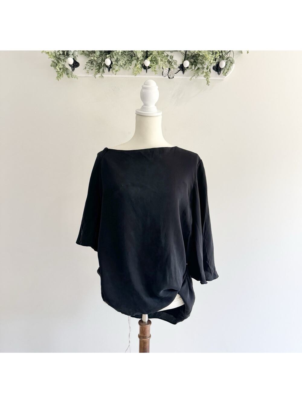 lafayette 148 Black Silk Asymmetrical Tied Blouse Size L 6-51200